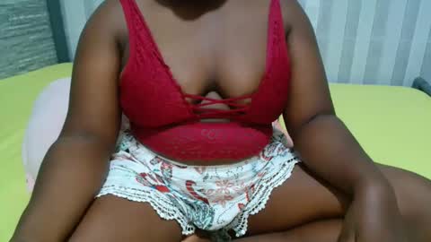 Snapshot of ebony_sabrina chatting on 05.15.26 Sabrina online show from 05.15.26