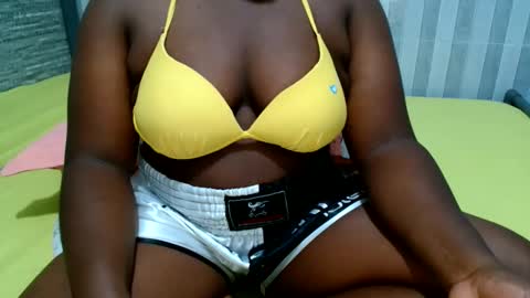 Snapshot of ebony_sabrina chatting on 05.28.26 Sabrina online show from 05.28.26