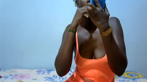 Snapshot of ebonybloom01 chatting on 07.27.26 ebonybloom01 online show from 07.27.26