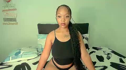 Snapshot of ebonyshy123x chatting on 03.04.25 ebonyshy123 online show from 03.04.25