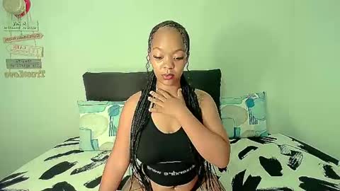Snapshot of ebonyshy123x chatting on 03.07.25 ebonyshy123 online show from 03.07.25