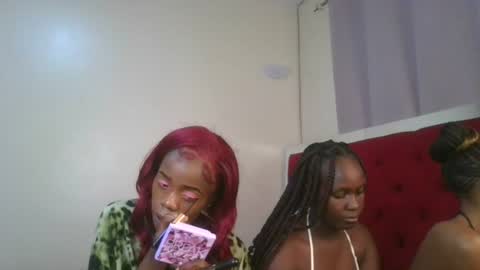 Snapshot of ecstasy_boo1 chatting on 07.12.26 Boo online show from 07.12.26