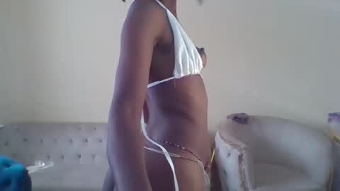 edakiss online show from 01.11.26