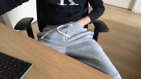 Snapshot of eddy270 chatting on 10.25.25 eddy270 online show from 10.25.25