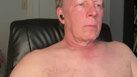 Snapshot of eddygl1968 chatting on 04.20.26 Eddy online show from 04.20.26