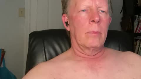 Snapshot of eddygl1968 chatting on 05.14.26 Eddy online show from 05.14.26