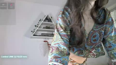 Eden Heaven online show from 06.07.26