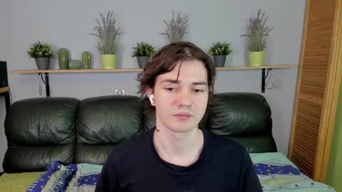 Edgar online show from 12.23.25