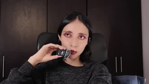 Edranah online show from 04.25.26