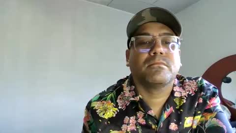 Snapshot of edtor31 chatting on 11.29.25 EDGAR TOR online show from 11.29.25