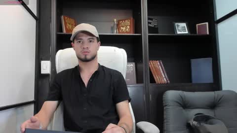 Edward Ross online show from 03.01.25