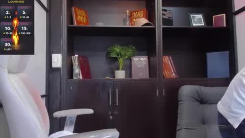 Edward Ross online show from 03.04.25