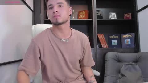 Edward Ross online show from 03.08.25