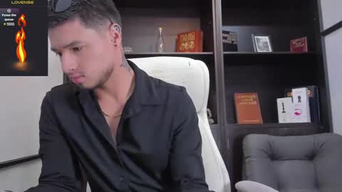 Edward Ross online show from 03.12.25