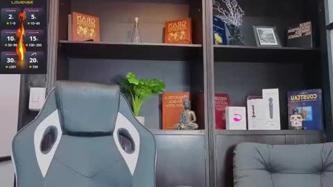 Edward Ross online show from 10.07.25