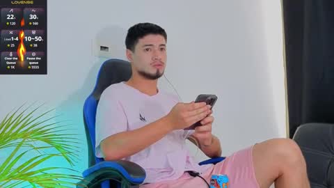 Edward Ross online show from 12.04.25