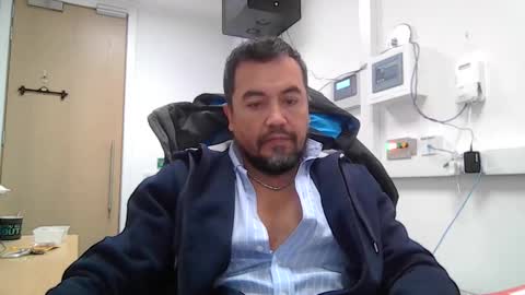 Snapshot of edwill13 chatting on 01.06.26 EdM online show from 01.06.26