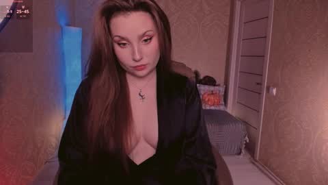 eesmaaarr online show from 10.20.25