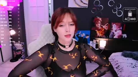 Snapshot of effie_lee chatting on 05.23.26 Effie online show from 05.23.26