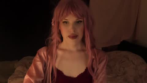 Effie Mur online show from 01.10.25