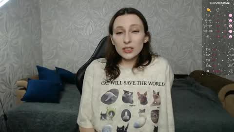Snapshot of effy_gray chatting on 05.01.26 Anna online show from 05.01.26