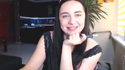 Effy online show from 01.22.25