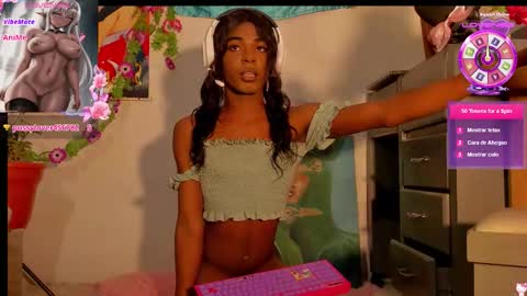 effy_marinn online show from 10.16.25