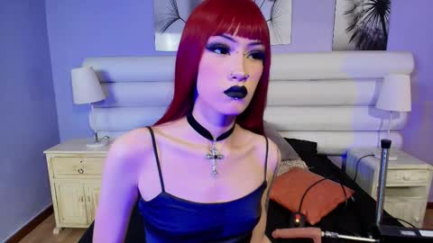    online show from 03.08.25