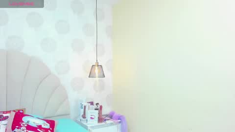 Snapshot of effystonnem chatting on 01.04.25  E F F Y  online show from 01.04.25