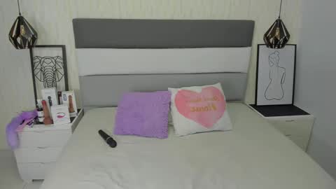 Snapshot of effystonnem chatting on 02.03.25  E F F Y  online show from 02.03.25