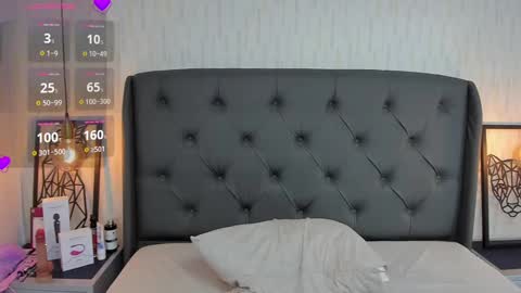 Snapshot of effystonnem chatting on 02.12.25  E F F Y  online show from 02.12.25