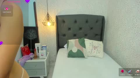 Snapshot of effystonnem chatting on 03.05.25  E F F Y  online show from 03.05.25