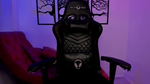 Eiimy  online show from 01.14.26