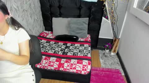 EILIN PINK online show from 03.19.26