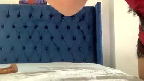 Snapshot of eilenponce chatting on 10.05.25 Eilen Ponce online show from 10.05.25