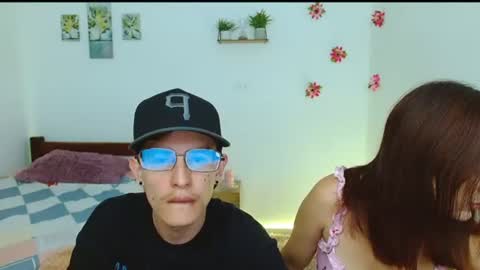 Snapshot of eimy_andres chatting on 06.22.26 eimy_andres online show from 06.22.26