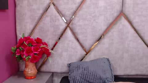 eimy_cutte online show from 02.04.25