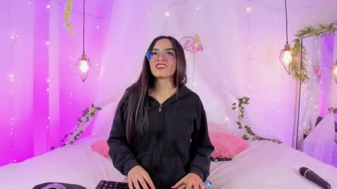 Snapshot of eimy_rosse18 chatting on 04.25.26 eimy_rosse18 online show from 04.25.26