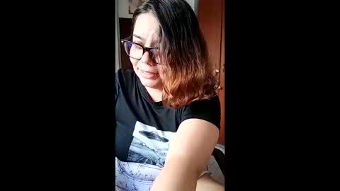 Snapshot of eimy_saenzz chatting on 04.18.26 eimy_saenzz online show from 04.18.26