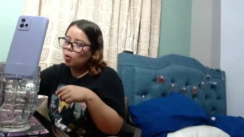 Snapshot of eimy_saenzz chatting on 05.22.26 eimy_saenzz online show from 05.22.26