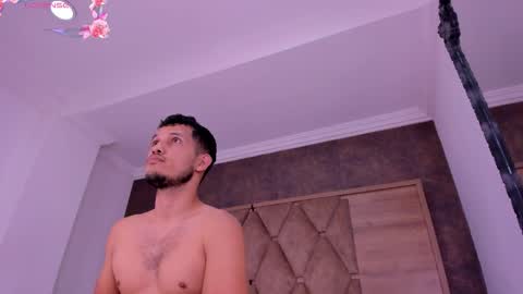 YG COUPLE online show from 02.03.26