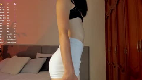 Einyel  online show from 03.11.25