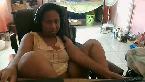 Eirondra Valeen online show from 11.03.25