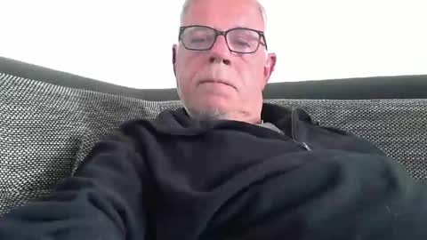 Snapshot of eisbaer1957 chatting on 04.26.26 eisbaer1957 online show from 04.26.26