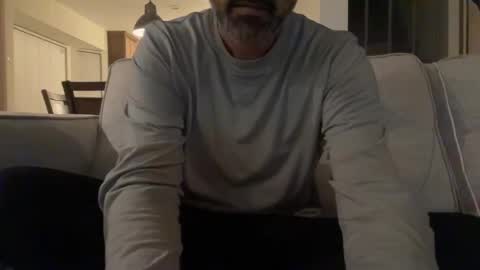 ejameshhh online show from 10.18.25