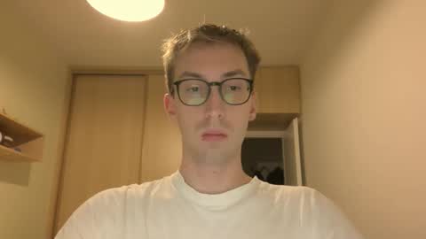 Snapshot of ekeremarten chatting on 11.10.25 ekeremarten online show from 11.10.25