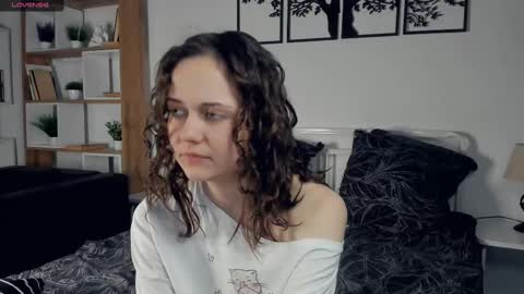 Elis 3 online show from 02.22.25