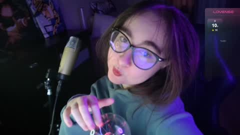 If you like it when I meow give me a thumbs up online show from 01.07.25