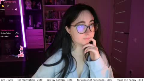 If you like it when I meow give me a thumbs up online show from 05.11.26