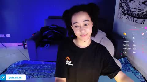 Ela  Help me reach 100 thumbs up online show from 12.03.24